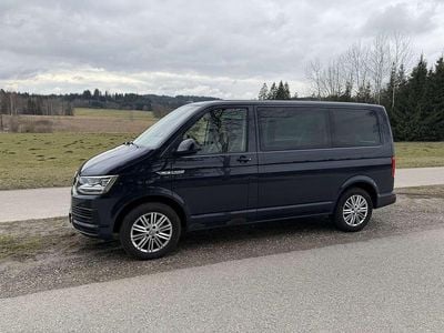 Second-hand VW T6 Comfortline 150 CP (110 kW) 2018 Albastru Van