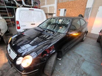 Mercedes C180