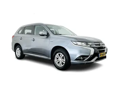 Gebraucht Mitsubishi Outlander P-HEV Edition 203 PS (149 kW) 2015 Grau SUV