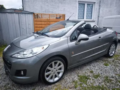 Gebraucht Peugeot 207 CC Roland Garros 120 PS (88 kW) 2011 Bronze Cabrio