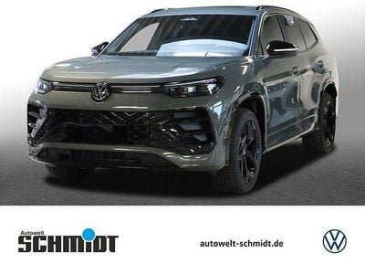 Neu VW Tayron R-line 150 PS (110 kW) 2025 Cipressinogrün metallic SUV