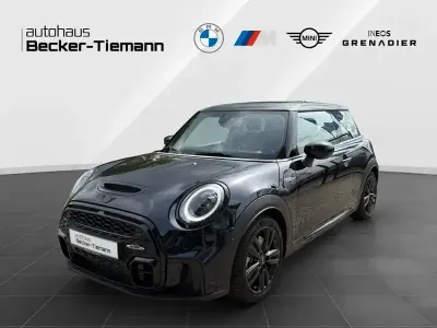 Gebraucht Mini John Cooper Works 178 PS (130 kW) 2024 Mini yours enigmatic black Kleinwagen