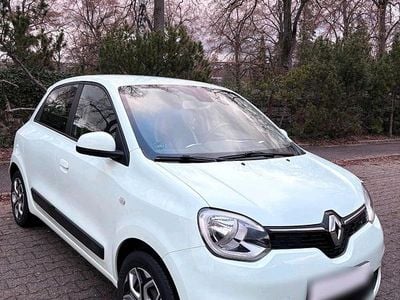 Grün Gebraucht 2020 Renault Twingo LIMITED Kleinwagen | 10.200 € (Fairer Preis)