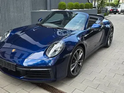 Gebraucht Porsche 911 Carrera Cabriolet 385 PS (283 kW) 2021 Blau Cabrio