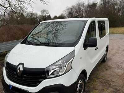 Gebraucht Renault Trafic 121 PS (88 kW) 2017 Weiß Van / Kleinbus