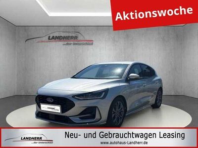 Usado Ford Focus ST-Line 116 HP (85 kW) 2025 Prateado Sedan