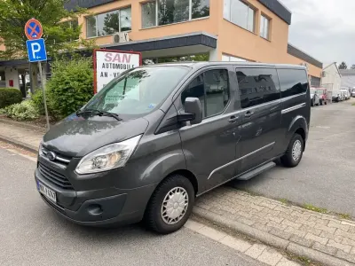 Gebraucht Ford Tourneo 170 PS (125 kW) 2017 Grau Kombi