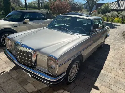 Gebraucht Mercedes 250 120 PS (88 kW) 1971 Silber Coupé