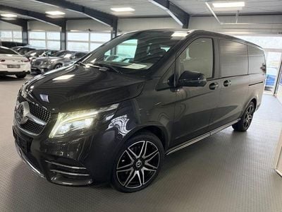 Grau Gebraucht 2023 Mercedes V300 AMG Van / Kleinbus | 59.988 € (Superpreis)