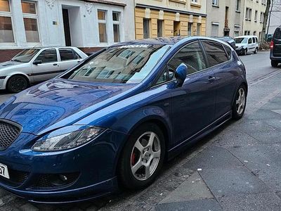 Usata Seat Leon 150 CV (110 kW) 2006 Blu Utilitaria