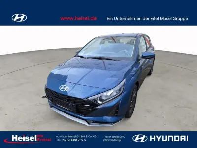Neu Hyundai i20 Trend 101 PS (74 kW) 2025 Blau Kleinwagen