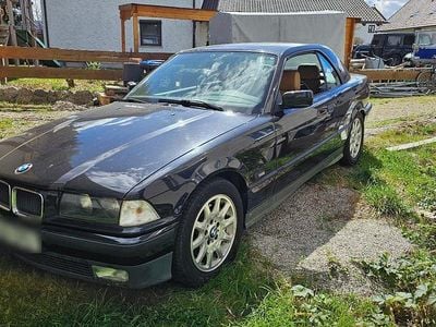 Usata BMW 320 Cabriolet Basis 150 CV (110 kW) 1995 Nero Cabrio