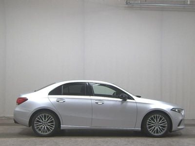 Silber Gebraucht 2020 Mercedes A200 Progressive Limousine | 21.780 € (Guter Preis)
