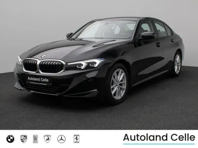 Gebraucht BMW 320 Sport Line 190 PS (139 kW) 2023 Schwarz 2668schwarz Limousine