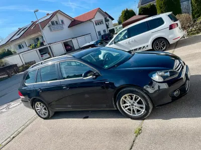 Gebraucht VW Golf VII Match 140 PS (102 kW) 2013 Schwarz Kombi