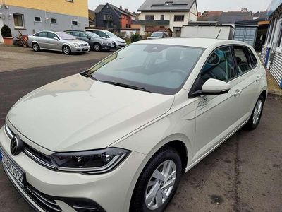 Ascotgrau Gebraucht 2023 VW Polo Style Kleinwagen | 20.200 € (Guter Preis)