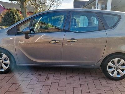 Usata Opel Meriva 101 CV (74 kW) 2010 Marrone Monovolume