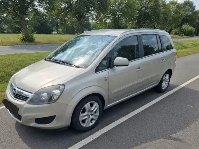 Gebraucht Opel Zafira 140 PS (102 kW) 2010 Grau Van / Kleinbus