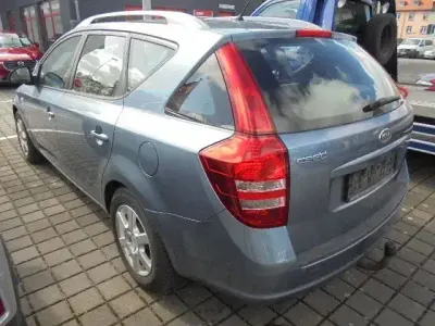 Brugt Kia Ceed 126 HK (92 kW) 2009 Blå Hatchback
