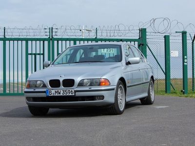 gebraucht BMW 535 i Automatik E39 Styling 32