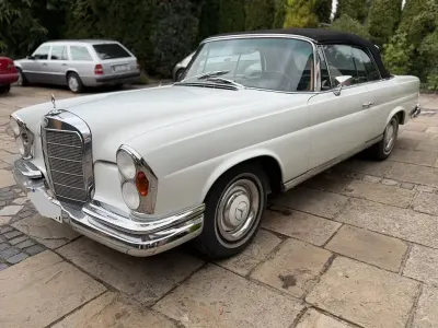 Gebraucht Mercedes W111 150 PS (110 kW) 1967 Weiß Cabrio