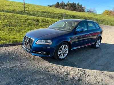 Używany Audi A3 90 KM (66 kW) 2011 Niebieski Hatchback