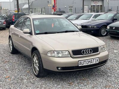 gebraucht Audi A4 1.8 Automatik~TÜV~SHZ~8-Fach bereift~Klima~