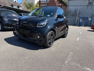 Gebraucht Smart ForTwo Electric Drive 60 kW (82 PS) 2021 Schwarz Cabrio