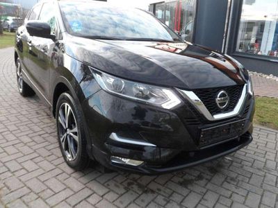 Black (m) Gebraucht 2020 Nissan Qashqai N-Connecta SUV | 18.400 € (Fairer Preis)