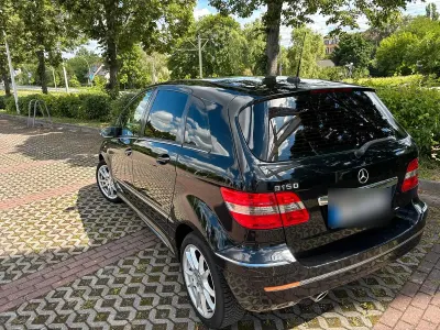 Gebraucht Mercedes B150 95 PS (69 kW) 2005 Schwarz Van / Kleinbus