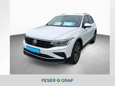 Gebraucht VW Tiguan Active 150 PS (110 kW) 2023 Oryxweiß perlmutteffekt SUV