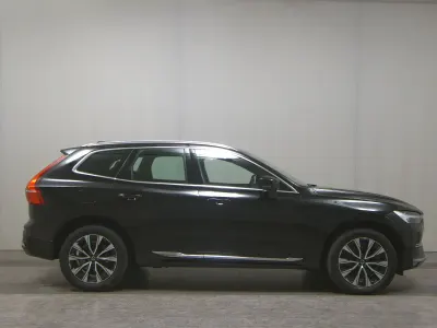 Gebraucht Volvo XC60 Plus 197 PS (144 kW) 2022 Black stone uni SUV