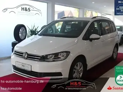 Gebraucht VW Touran Comfortline 150 PS (110 kW) 2023 Pure white Van / Kleinbus