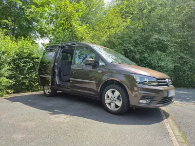 Gebraucht VW Caddy 131 PS (96 kW) 2020 Braun Van / Kleinbus