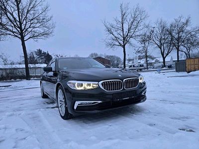 Gebraucht BMW 520 Luxury Line 190 PS (139 kW) 2018 Schwarz Kombi