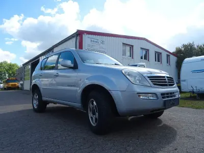 Usata SsangYong Rexton 163 CV (119 kW) 2006 Argento SUV