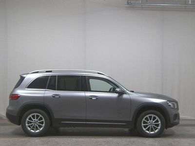 Mercedes GLB200