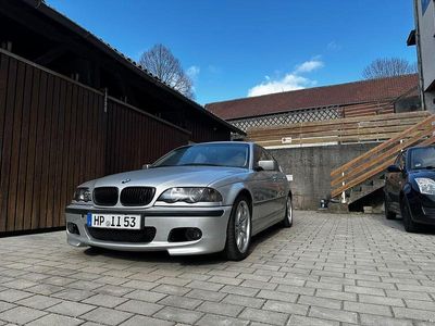 BMW 323
