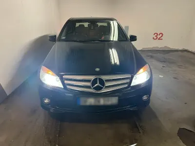Gebraucht Mercedes C320 224 PS (164 kW) 2008 Schwarz Limousine