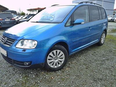 Blau Gebraucht 2006 VW Touran Highline Van / Kleinbus | 2.699 € (Etwas zu teuer)