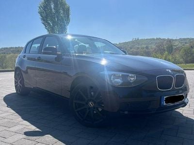 Begagnad BMW 116 136 HK (100 kW) 2012 Svart Halvkombi