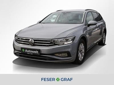 Mondsteingrau Gebraucht 2023 VW Passat Conceptline Kombi | 19.440 € (Fairer Preis)
