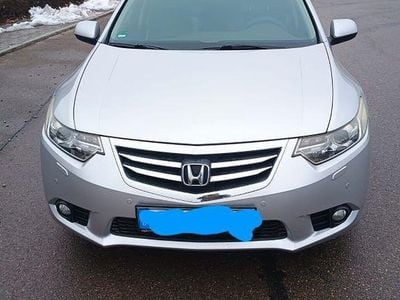 Grau Gebraucht 2012 Honda Accord Comfort Kombi | 9.999 € (Fairer Preis)