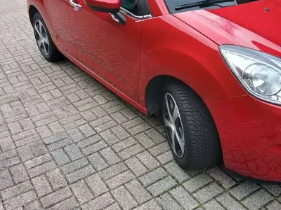 Gebraucht Citroën C3 PureTech 82 PS (60 kW) 2016 Rot Kleinwagen
