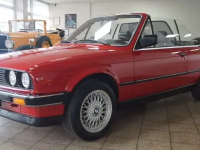 Gebraucht BMW 320 Cabriolet 129 PS (94 kW) 1987 Zinoberrot Cabrio