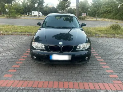 Gebraucht BMW 118 129 PS (94 kW) 2006 Schwarz Kleinwagen