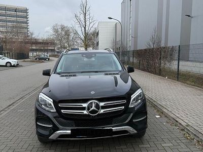 Gebraucht Mercedes GLE400 333 PS (244 kW) 2017 Schwarz SUV