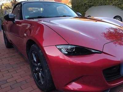 Gebraucht Mazda MX5 Sports-Line 131 PS (96 kW) 2015 Rot Cabrio