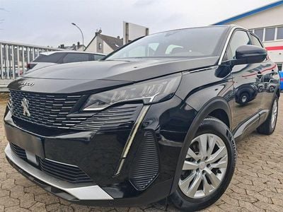 Gebraucht Peugeot 3008 131 PS (96 kW) 2023 Schwarz SUV