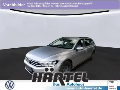 Gebraucht VW Passat Basis 150 PS (110 kW) 2022 Pyritsilber (silver), metallic Kombi